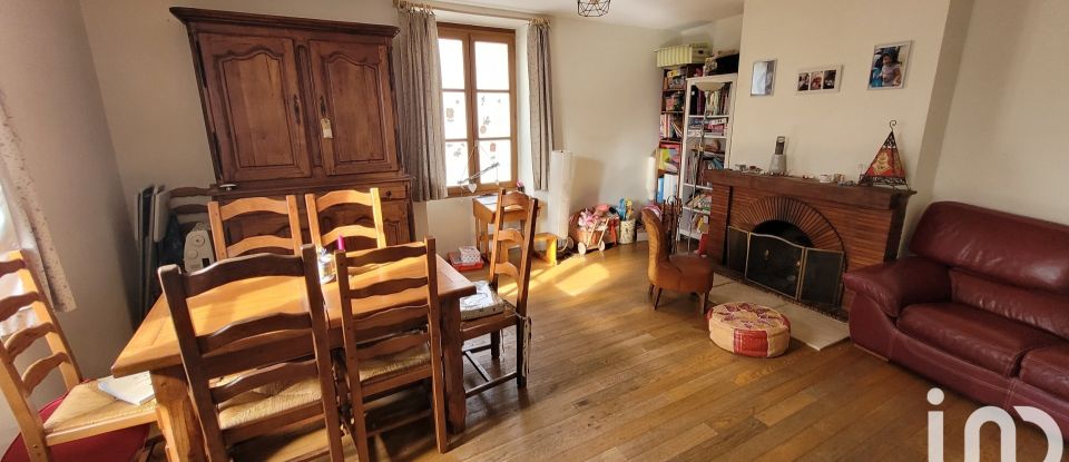 House 5 rooms of 97 m² in Valence-en-Brie (77830)
