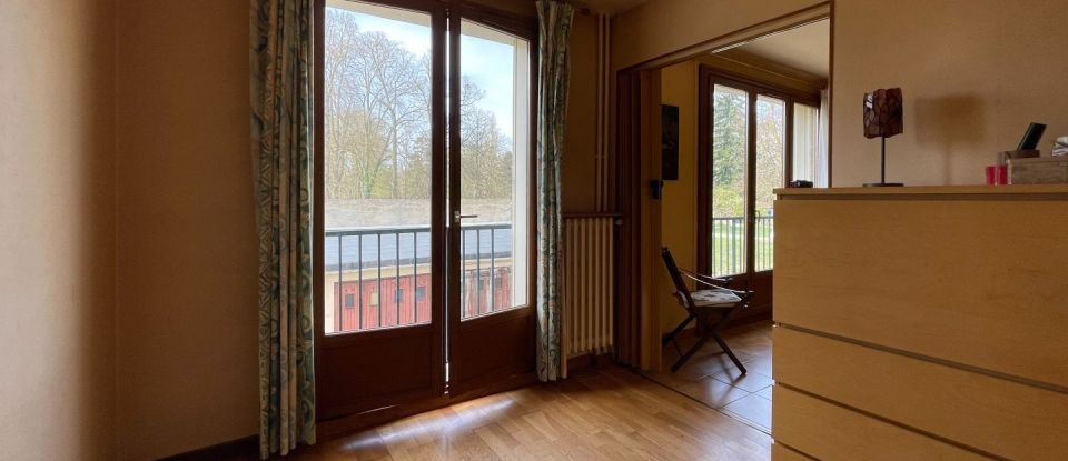 Apartment 3 rooms of 67 m² in Trappes (78190)