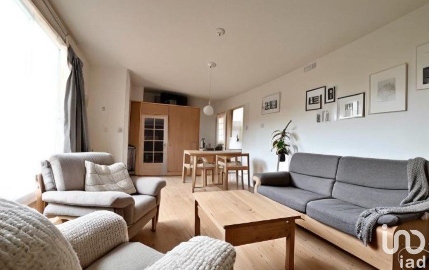 Appartement 4 pièces de 90 m² à Saulx-les-Chartreux (91160)