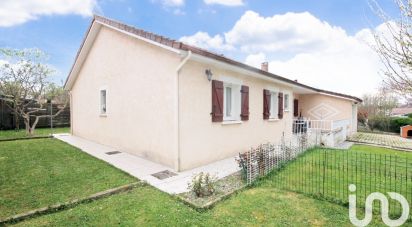 Traditional house 5 rooms of 121 m² in Pau (64000)