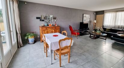 Maison traditionnelle 6 pièces de 161 m² à Vaires-sur-Marne (77360)