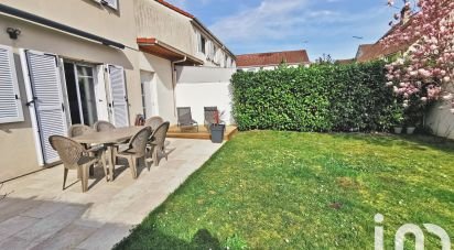 House 5 rooms of 86 m² in Chilly-Mazarin (91380)