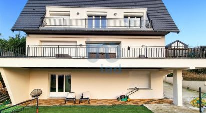 House 9 rooms of 215 m² in Chennevières-sur-Marne (94430)