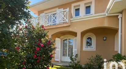 House 6 rooms of 198 m² in Anglet (64600)