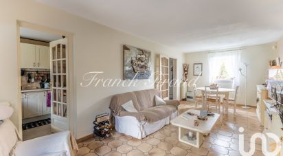 Traditional house 5 rooms of 103 m² in Sainte-Geneviève-des-Bois (91700)