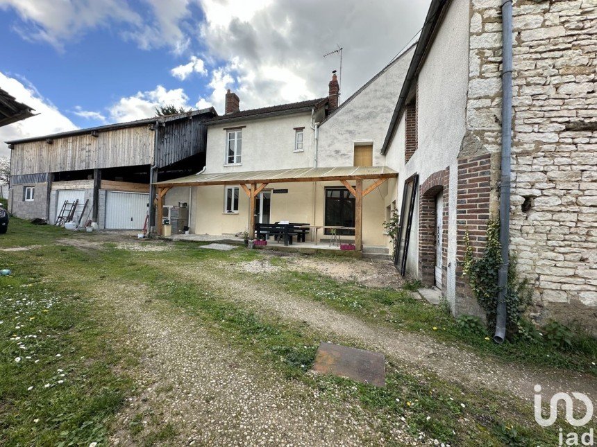 Vente Maison 125m² 4 Pièces à Aillant-sur-Tholon (89110) - Iad France