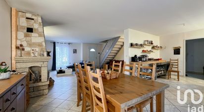 House 5 rooms of 126 m² in Moret Loing et Orvanne (77250)