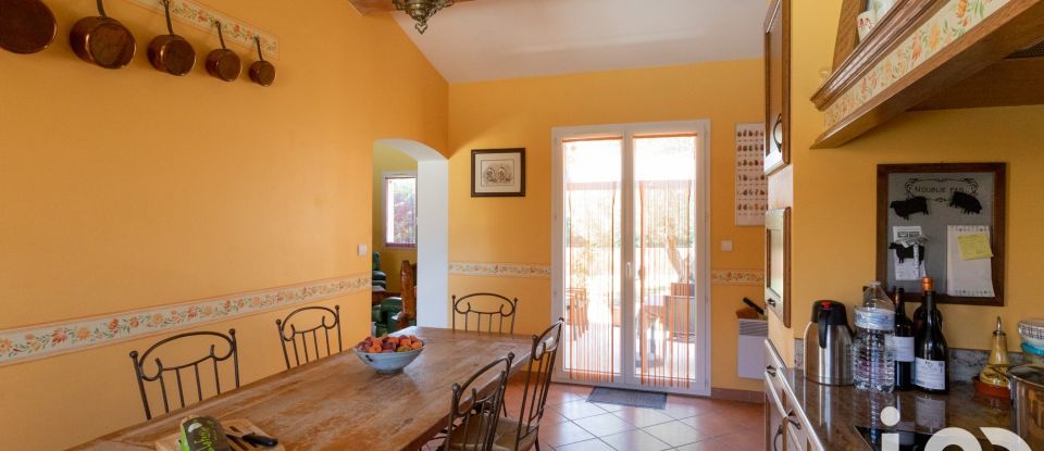 Traditional house 8 rooms of 200 m² in Narbonne (11100)