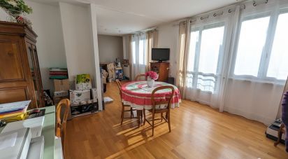 Appartement 4 pièces de 84 m² à Saint-Aubin-lès-Elbeuf (76410)
