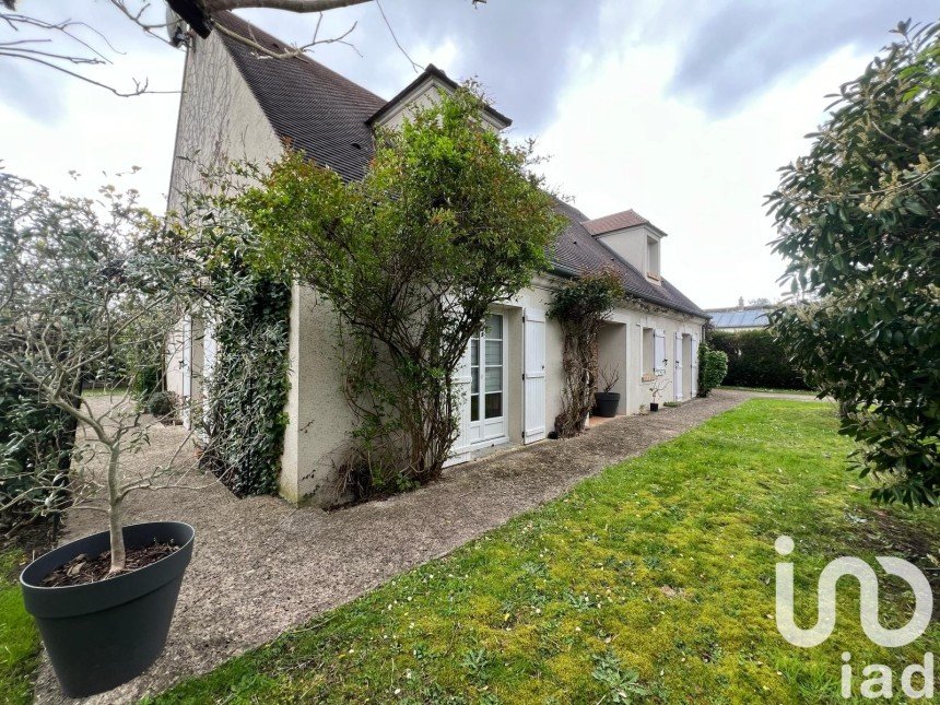 Traditional house 8 rooms of 209 m² in Bourron-Marlotte (77780)