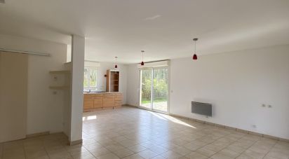 Traditional house 9 rooms of 135 m² in La Neuville-en-Tourne-à-Fuy (08310)