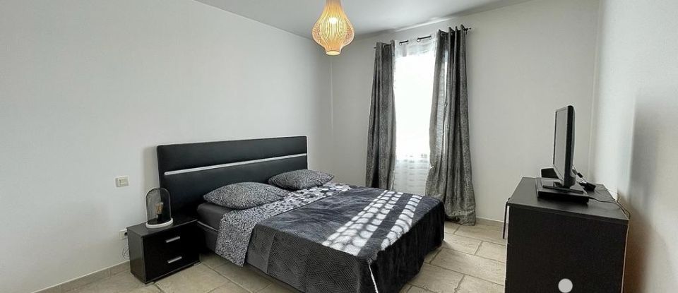 House 6 rooms of 138 m² in Saint-Pons-de-Mauchiens (34230)
