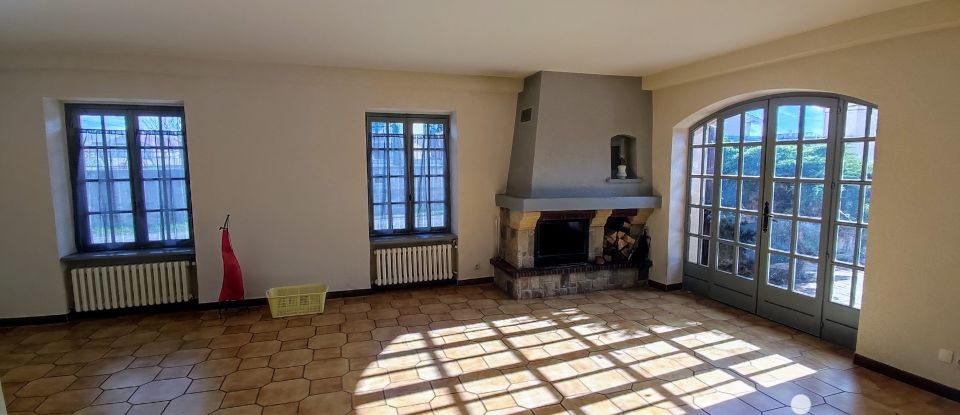 Traditional house 7 rooms of 173 m² in Sury-le-Comtal (42450)