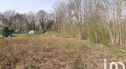 Land of 898 m² in Sainte-Colombe (77650)