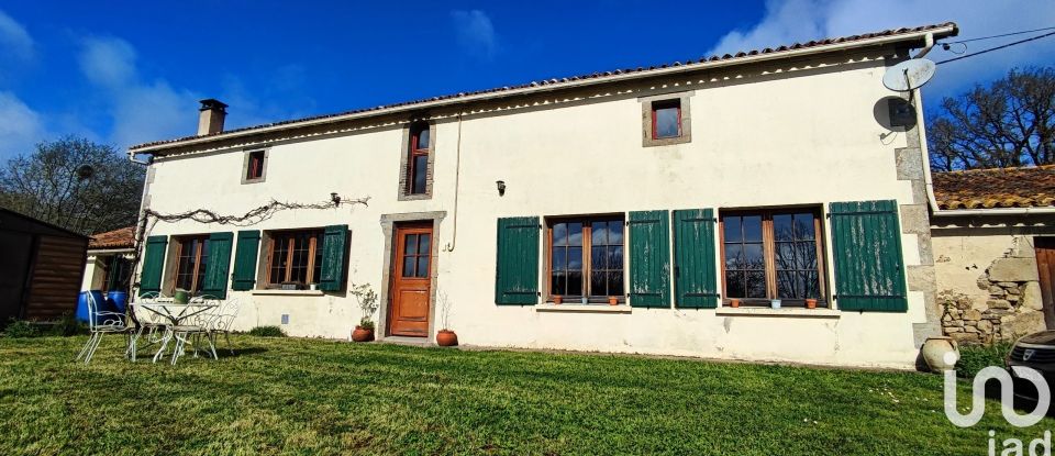 Longere 6 rooms of 170 m² in Chiché (79350)