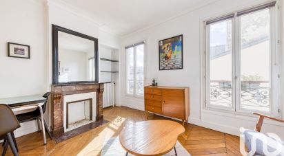 Appartement 3 pièces de 42 m² à Paris (75009)