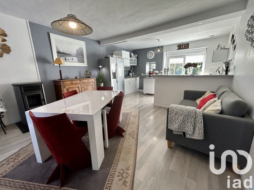 Town house 6 rooms of 119 m² in Saint-Gaultier (36800)
