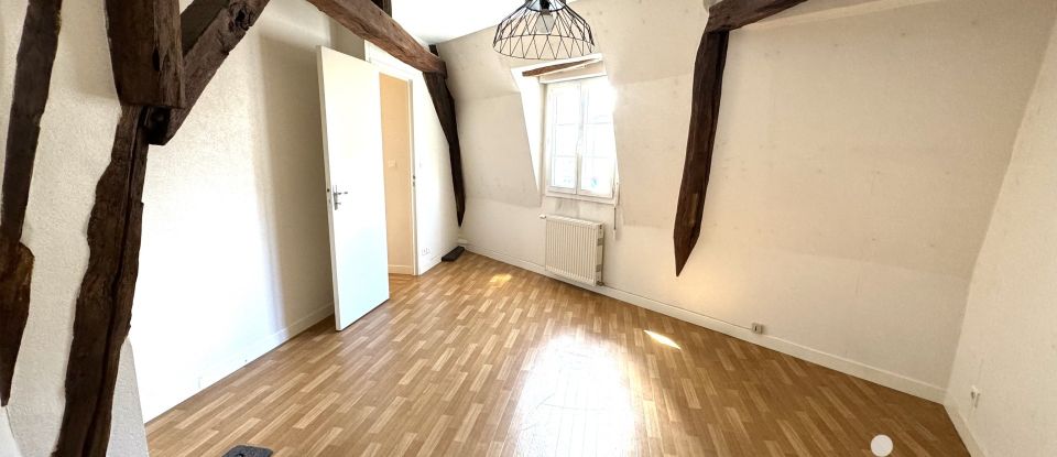 Town house 4 rooms of 85 m² in Cosne-Cours-sur-Loire (58200)