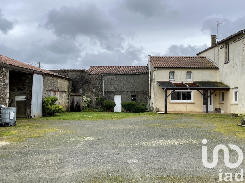 Vente Maison 102m² 5 Pièces à Chantonnay (85110) - Iad France