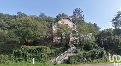 Maison 11 pièces de 164 m² à Pont-de-Buis-lès-Quimerch (29590)