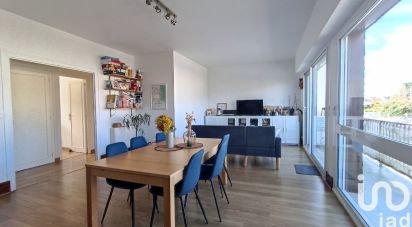 Appartement 4 pièces de 101 m² à Vannes (56000)