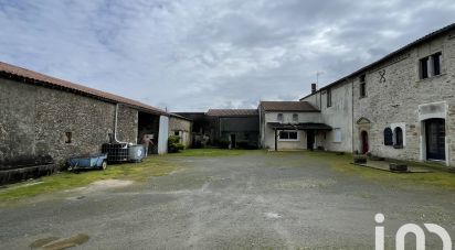 Farm 9 rooms of 205 m² in Chantonnay (85110)