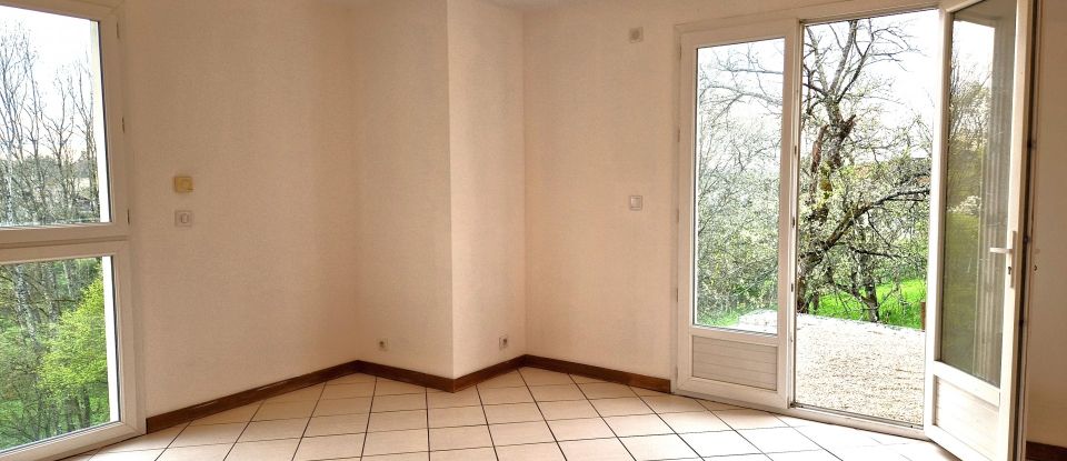 Triplex 5 pièces de 90 m² à Marnay (70150)