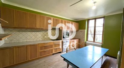 House 6 rooms of 160 m² in Longjumeau (91160)