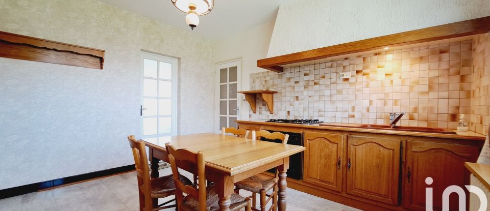 Traditional house 4 rooms of 85 m² in Villemandeur (45700)