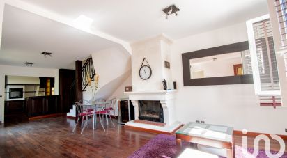 House 4 rooms of 99 m² in Alfortville (94140)