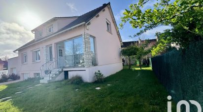 Traditional house 7 rooms of 134 m² in Mainvilliers (28300)