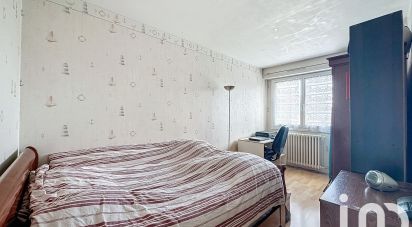 Appartement 4 pièces de 80 m² à - (91000)