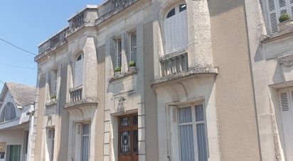 Mansion 11 rooms of 284 m² in Channay-sur-Lathan (37330)