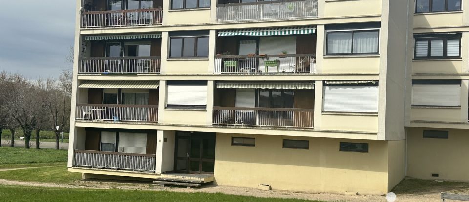 Appartement 4 pièces de 84 m² à Bourgoin-Jallieu (38300)