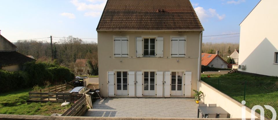 Maison 6 pièces de 124 m² à Crouy-sur-Ourcq (77840)