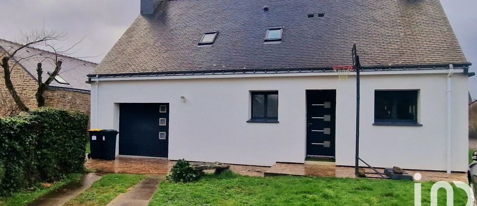 House 4 rooms of 108 m² in Séné (56860)