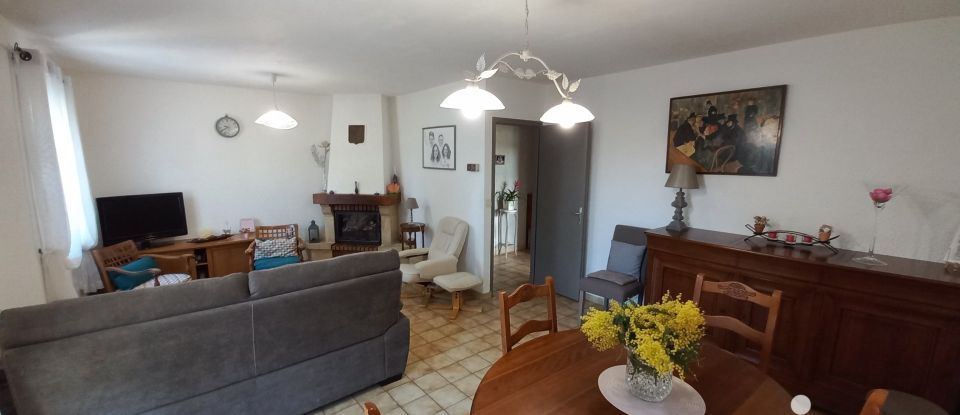 House 5 rooms of 105 m² in Saint-Georges-d'Oléron (17190)