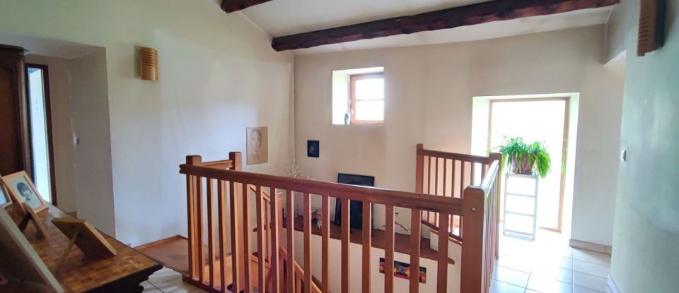 Traditional house 5 rooms of 111 m² in Vals-les-Bains (07600)