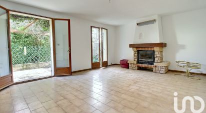House 5 rooms of 97 m² in Bouc-Bel-Air (13320)