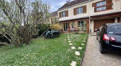 House 8 rooms of 154 m² in Savigny-le-Temple (77176)