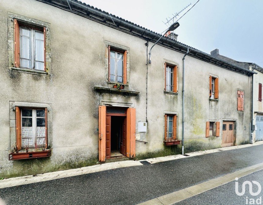Vente Maison 105m² 5 Pièces à La Salvetat-Peyralès (12440) - Iad France