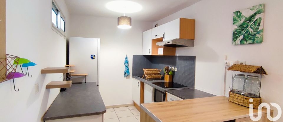 Appartement 2 pièces de 49 m² à Saint-Denis (97490)