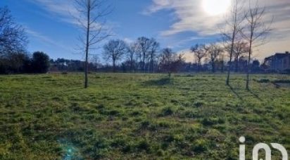 Land of 1,020 m² in Goos (40180)