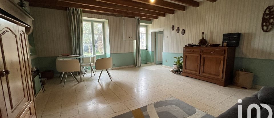 Maison 7 pièces de 165 m² à La Couarde (79800)