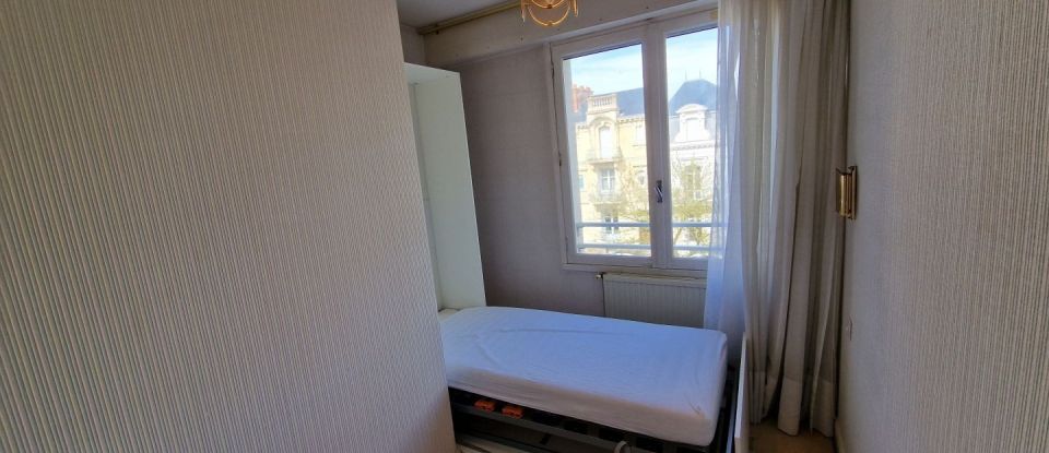 Apartment 4 rooms of 76 m² in Les Sables-d'Olonne (85100)