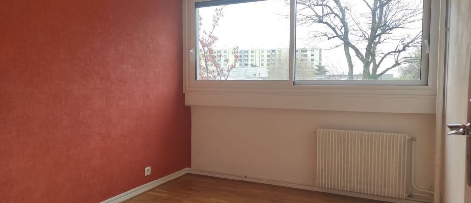Apartment 3 rooms of 67 m² in Valence (26000)