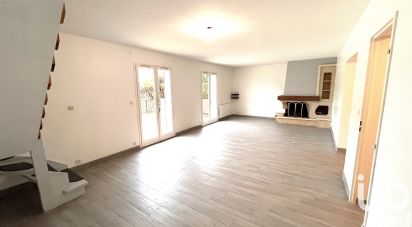 House 7 rooms of 165 m² in Villiers-sur-Morin (77580)