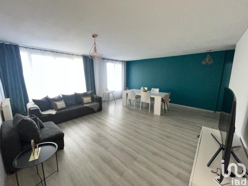 Apartment 4 rooms of 80 m² in Compiègne (60200)