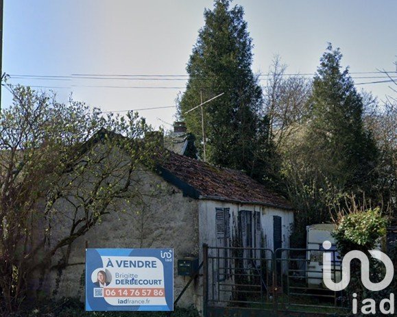 Maison de village 1 pièce de 45 m² à Cléry-sur-Somme (80200)