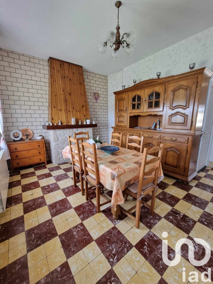 Town house 5 rooms of 80 m² in Douvrin (62138)